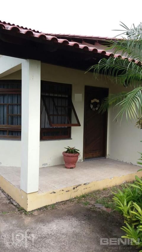 Image 1 - 275008